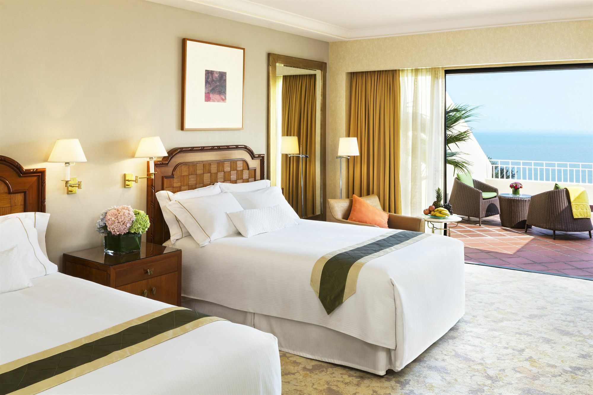 Grand Coloane Resort Macao Eksteriør bilde A guest room at the Four Seasons Hotel